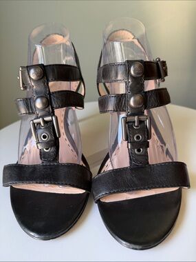 Coach Black Leather Studded Accents Gladiator Cage Adjustable TStrap Sandal 11B